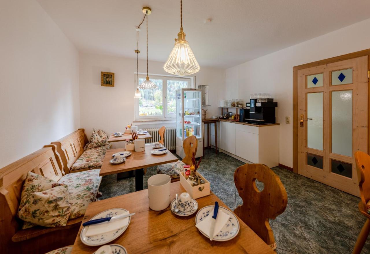 Gaestehaus Doering Mittenwald Bagian luar foto