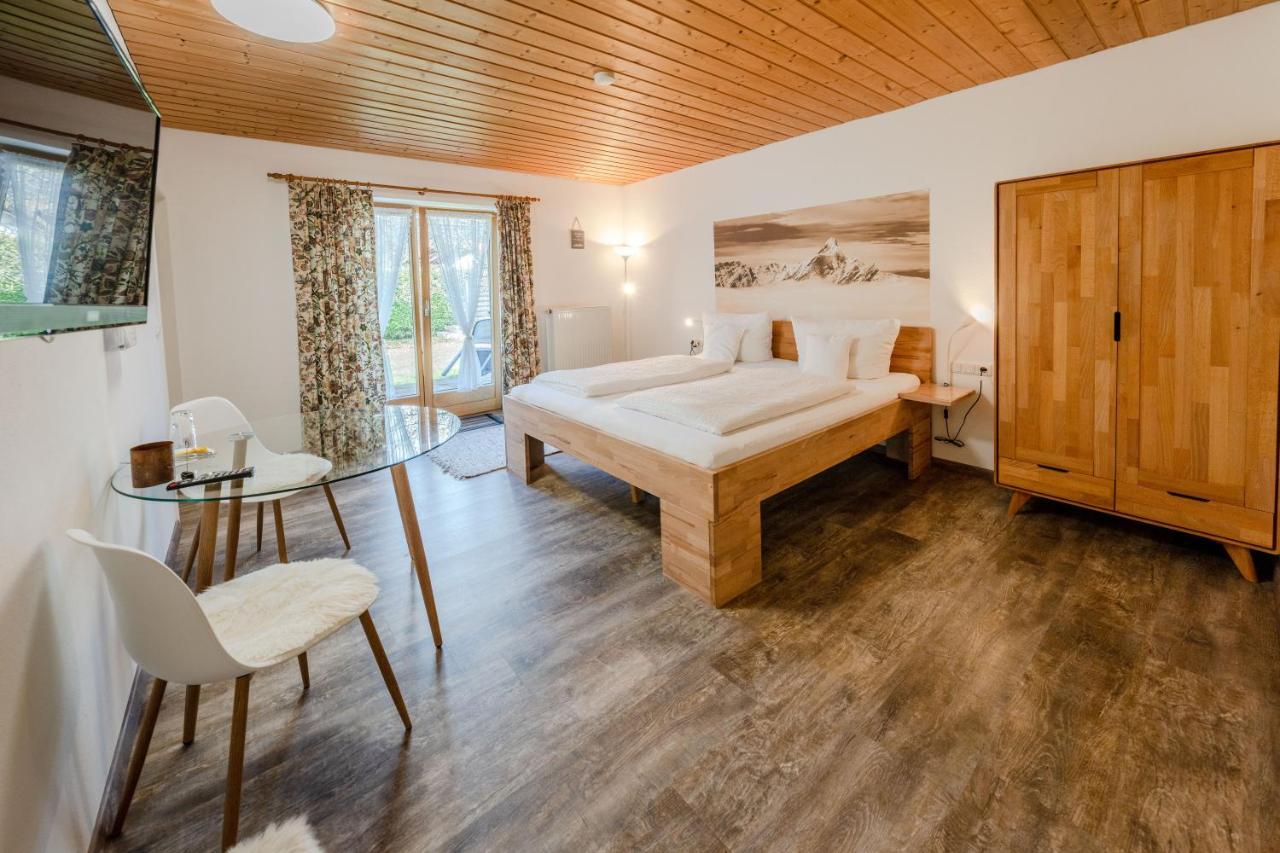Gaestehaus Doering Mittenwald Bagian luar foto